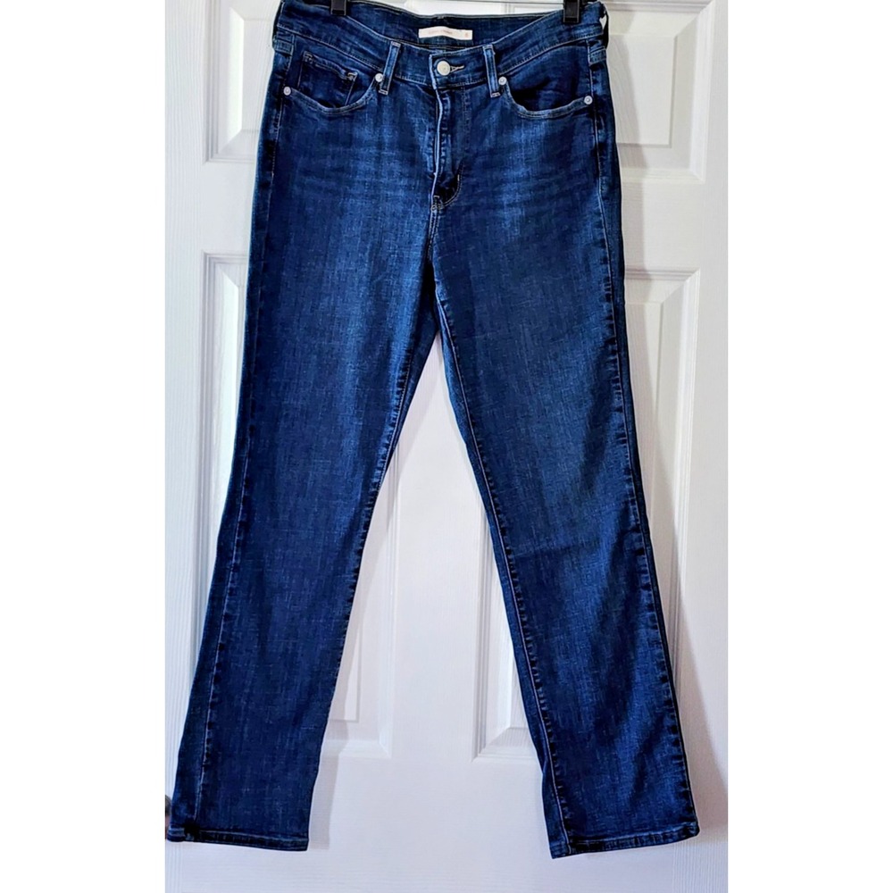 Women's Levi 724 High Rise Jeans in Classic Straight Size 8 , Waist 29 Length 30